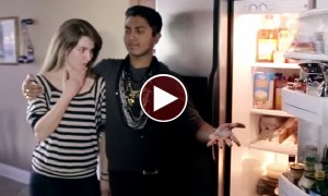 हिन्दी गाना और वो भी अंग्रेज़ के मुँह से ,सोचिए कैसा होगा यह वीडियो