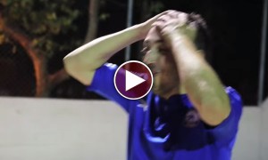 मैं आपसे शर्त लगाता हूँ की आप इन दादाजी को फुटबॉल में नहीं हरा सकते