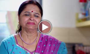 यह वीडियो उन सभी लोगों की आँखों में आँसू ला देगा जो अपनी माँ को छोड़कर दूर देश में जा बसे हैं 