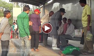 काला जादू करता हुआ एक आदमी जिसने सहमा दिया लोगों का दिल 