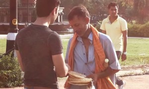 यह वीडियो देखने के बाद आप भगवान पर भरोसा करें या ना करें मगर इंसानियत पर ज़रूर करेंगे 