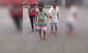 बच्चों का ये डांस देख कर आपकी हंसी ना रुकेगी