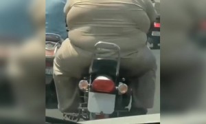 मैं निकला हो गड्डी लेके