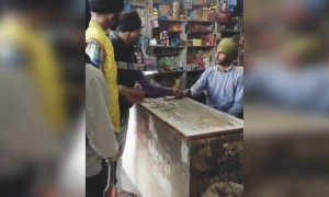 ये वीडियो देख कर आपकी हसीं निकल जाएगी