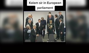 कहते है हमको प्यार से इंडिया वाले