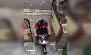 सरदार जी ऐसे ही अभी घर के अंदर रहो अगर कोरोना से बचना है