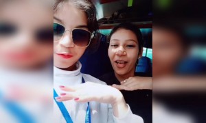 तुझको लगाउंगी मैं खींच के गोवा वाली बीच में