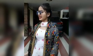 स्टाइलिश लड़की का स्टाइलिश वीडियो