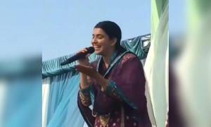 देखिये इस बेहतरीन सिंगर का वीडियो