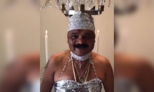 भाई इसने तो ज़ादा ही दिल पर ले लिया मोमबत्ती जलाना