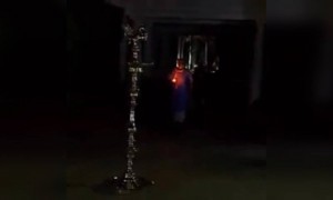 हमारे प्रधान मंत्री नरेंद्र मोदी जी ने भी आज जलाया दिया