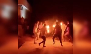 देखिये दिया जलाने के नाम पर लोग क्या कर रहे थे