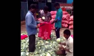 सब्ज़ी जल्दी काटने का अनोखा टैलेंट