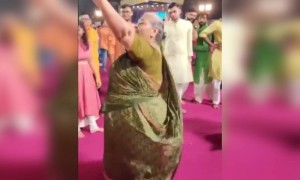 इस उम्र में भी इतना एनर्जी है दादी अम्मा में