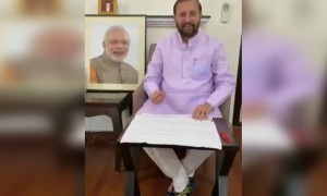 सीखिए कैसे रुमाल से आप बना सकते है मास्क