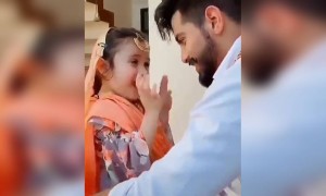 इतना प्यारा वीडियो आपने पहले नहीं देखा होगा