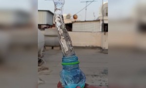 स्लो मोशन में देखिये ये पानी का वीडियो