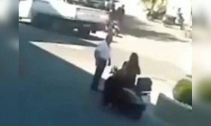 उस बेचारे आदमी का किस्मत ही खराब था