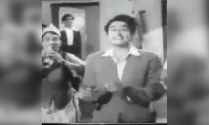 निकल के आ घर से