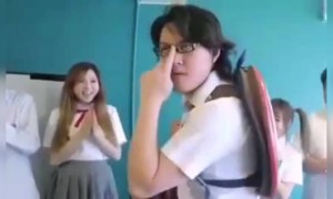 ये देखिये अवेंजर्स का सस्ता वर्शन