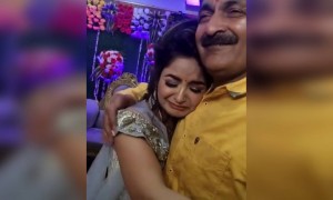 बाप बेटी का प्यार ऐसा होता है