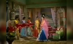 सीता जी राम जी को नींद से जगाते हुए