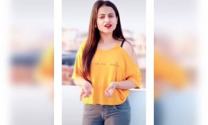 तो तुम स्टेटस लगाते हो