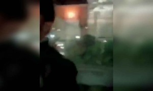 सिंगल लोगों का हाल देखिये