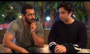 सलमान और उनके भांजे का वीडियो देखिये