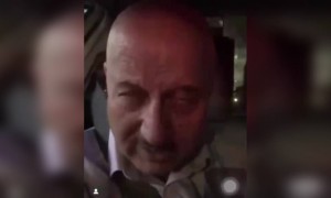 अनुपम खेर, ऋषि कपूर और नीतू जी का प्यारा सा वीडियो