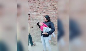 नया पापा वचाहिए बच्चे को