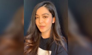 देखिये ये रोमांटिक सा वीडियो