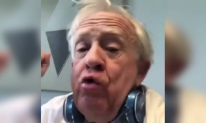 उम्र तो बस एक नंबर है, दिल से जवान रहना चाहिए