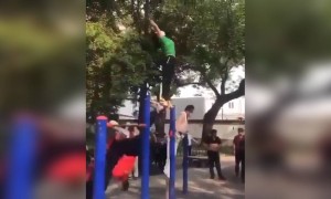 ये कैसे कर रहे ये लोग WOW