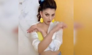 उर्वशी का ग्लैमरस अवतार