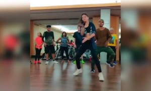 सावली सलोनी अदाएं मन मोहनी