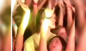 लगता है इनको गण कुछ ख़ास पसंद नहीं आया