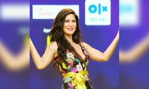 कटरीना, विक्की और कार्तिक का डांस