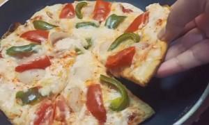 घर पर ही बनाये पिज़्ज़ा और खाये