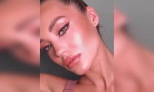 ओनली स्माइल क्या स्माइल है एक बार देखना !