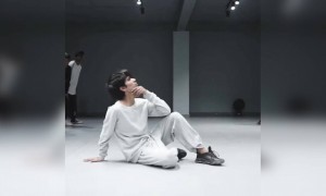 हू आर यू ?