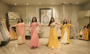 बोले चूड़ियां बोले कंगना,..