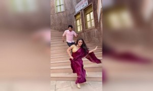 मुस्कुराना भी तुझी से सीखा है!