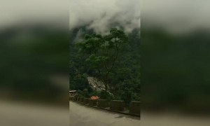 मुझे घर से,..........