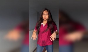 अरे क्या अदा है!!!