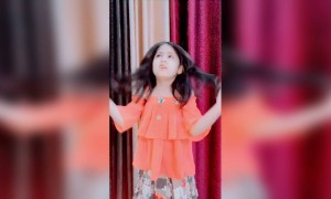 मिर्ची मिर्ची,......