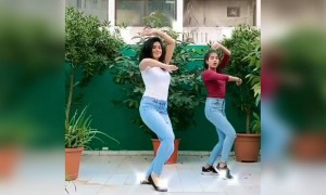 तू डालेगा डाका ...