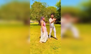 होली मुबारक.