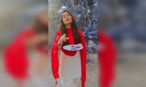 हैप्पी होली मेरे प्यारे दोस्तों..