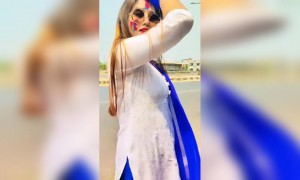 हैप्पी होली - आइए रंगों के इस त्योहार का आनंद लें